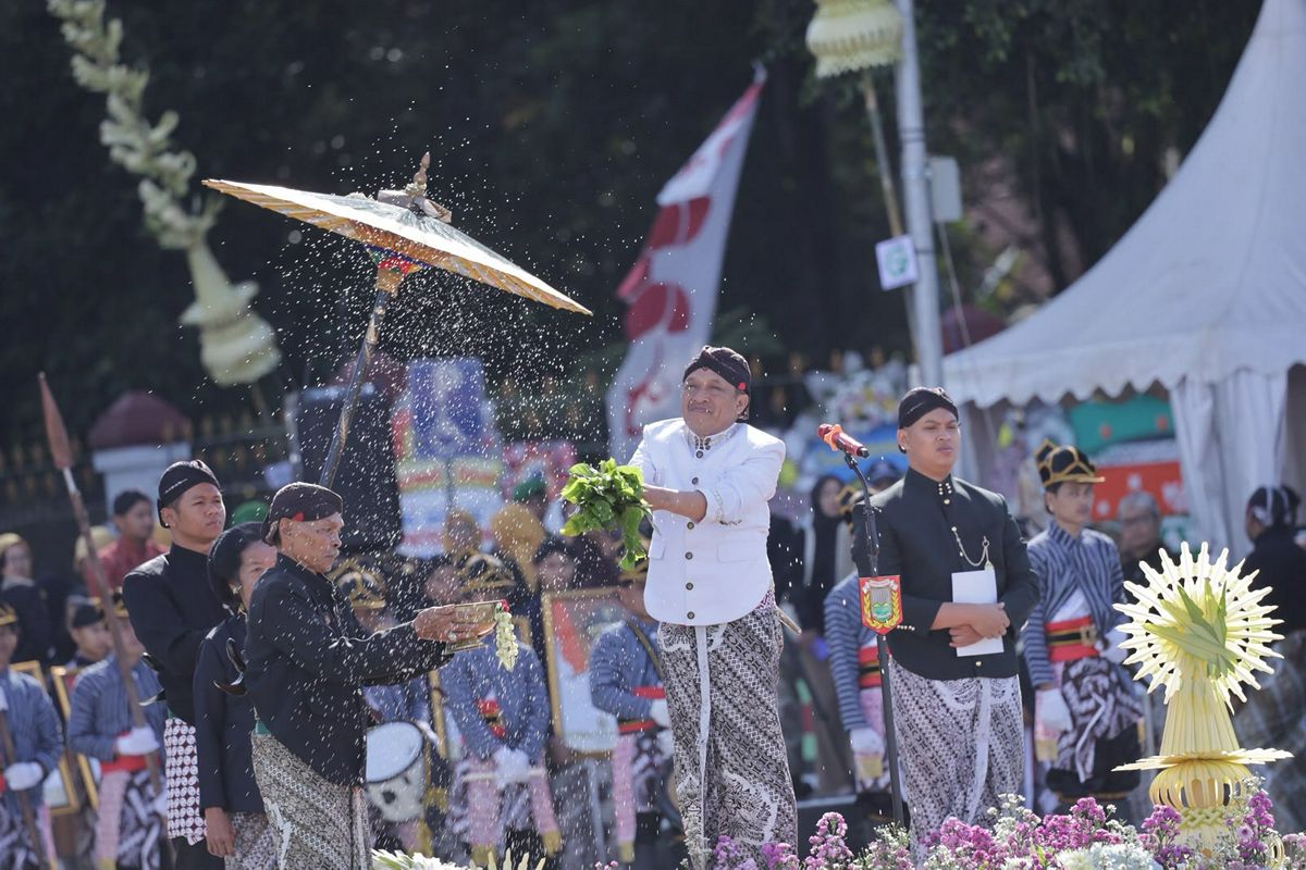 ‎Pisowanan Agung Menjadi Puncak Hari Jadi ke-201 Wonosobo, Menyatukan Semangat Budaya dan Kebersamaan Menuju Wonosobo Loh Jinawi