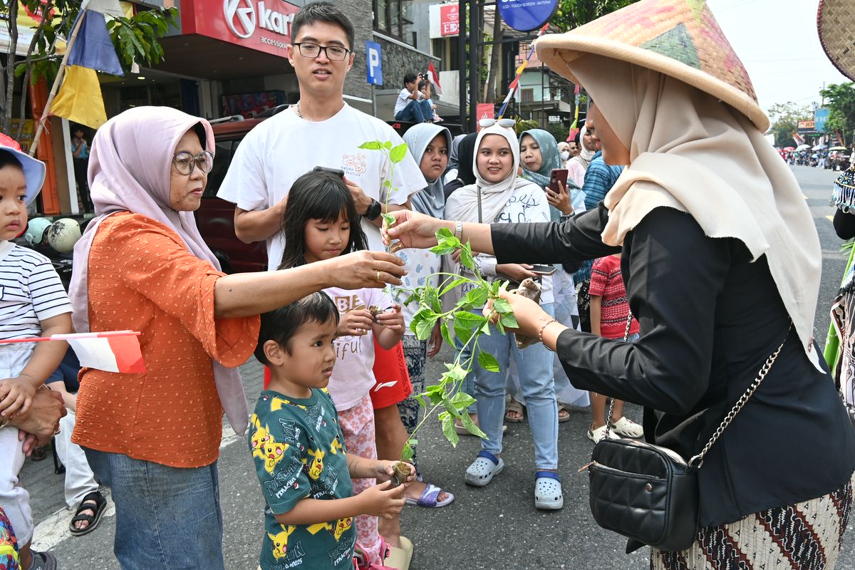 Disparbud Wonosobo Turut Meriahkan Karnaval Kemerdekaan, Angkat Potensi Pariwisata dan Budaya Lokal