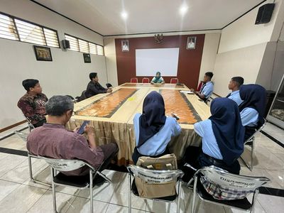 Disparbud Wonosobo Terima Kunjungan Siswa-siswi SMAN 1 Wadaslintang, Diskusi WOTIC dan Pengembangan Wisata