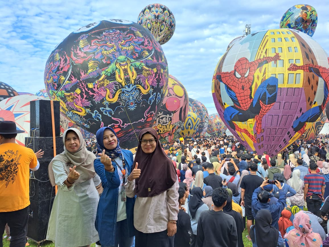 Festival Balon Udara Mendolo Bumireso 2025, Berlangsung Meriah dan Dipadati Ribuan Pengunjung