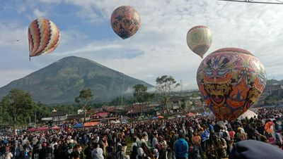 Festival Balon Udara Desa Reco Meriahkan Rangkaian Festival Mudik 2025